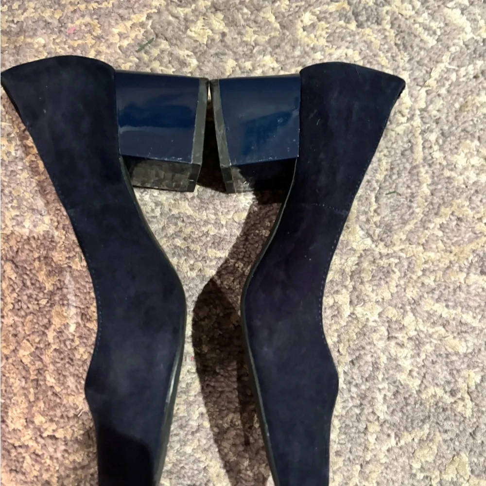 Zara Navy Suede Heels - Picture 6 of 7